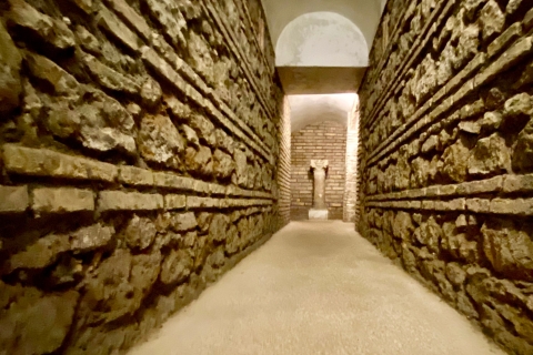 Rome: Underground Trastevere Guided Walking Tour Private Tour in English
