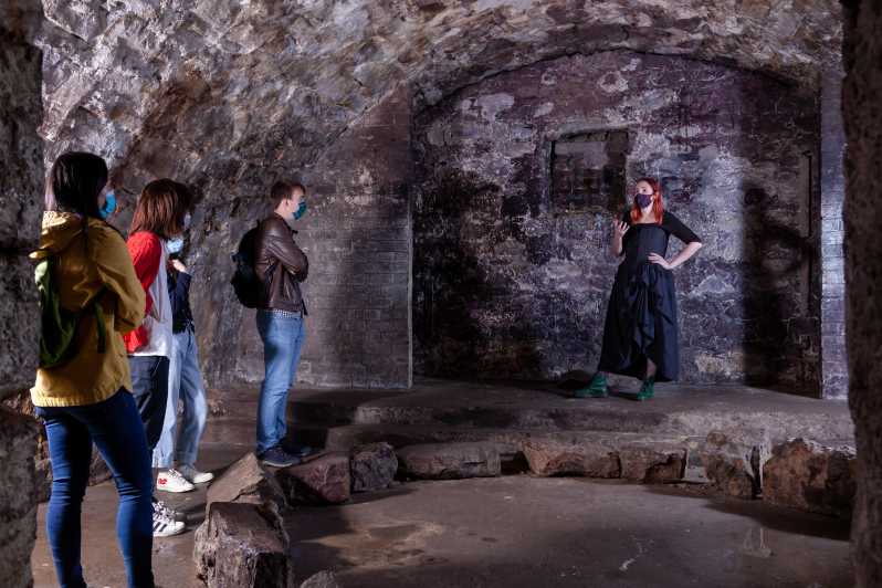 edinburgh haunted underground vaults and graveyard tour