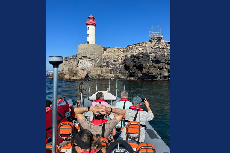 Cap d&#039;Agde : Balade en bateau 1H3O, visite guidée avec boisson offerte