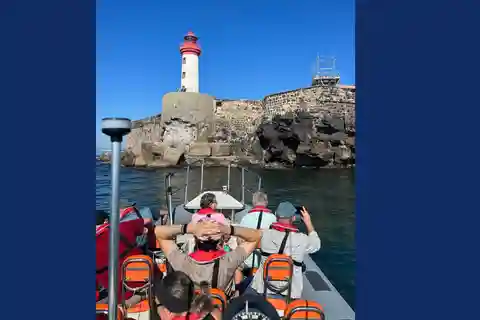 Cap d'Agde: 1.5-hour boat trip, guided tour with complimentary drink
