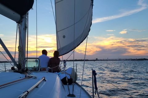 Charleston: Private BYOB Luxury Sailing Cruise