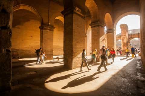 Colosseum: Tour with Underground and Ticket to Roman Forum and Palatine Hill