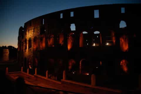 Colosseum: Kierros maanalaisen yöllä