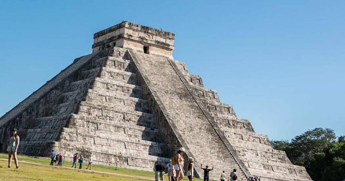 Cancún: Chichén Itzá, Valladolid and Hubiku Cenote Day-Trip | GetYourGuide