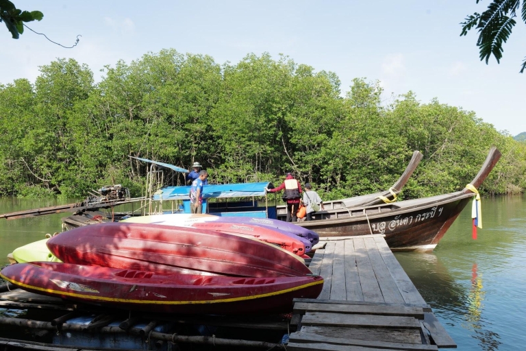 Krabi: tour en kayak por la cueva marina con la laguna Lae Nai y almuerzoPunto de encuentro en la playa de Railay
