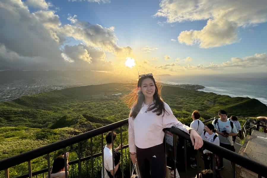 Waikiki: Diamond Head Hiking/ Wandern Beginnt um 7:00 Uhr.. Foto: GetYourGuide Waikiki: Diamond Head Hiking/ Wandern Beginnt um 7:00 Uhr.. Foto: GetYourGuide