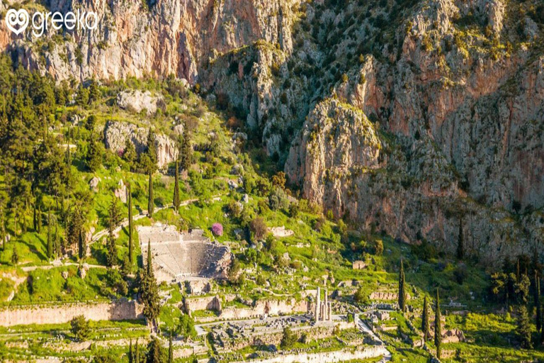 Delphi:Oracle & Ancient Wonders Private Day Tour from Athens