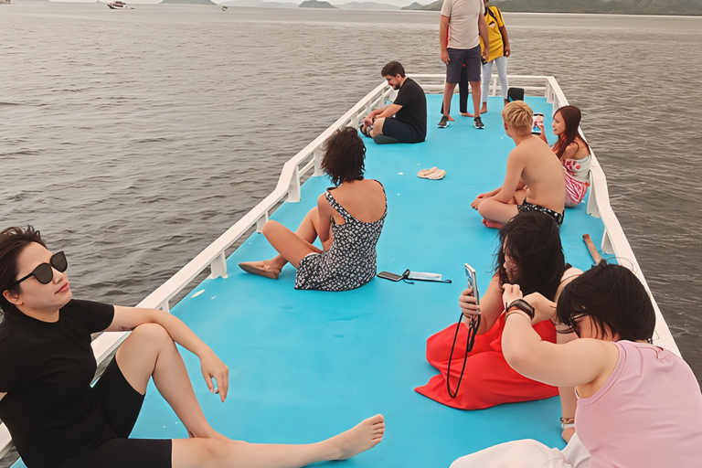 Labuan Bajo: Mirror Cave, Snorkeling & Sunset Cruise Tour Private Charter Boat Trip