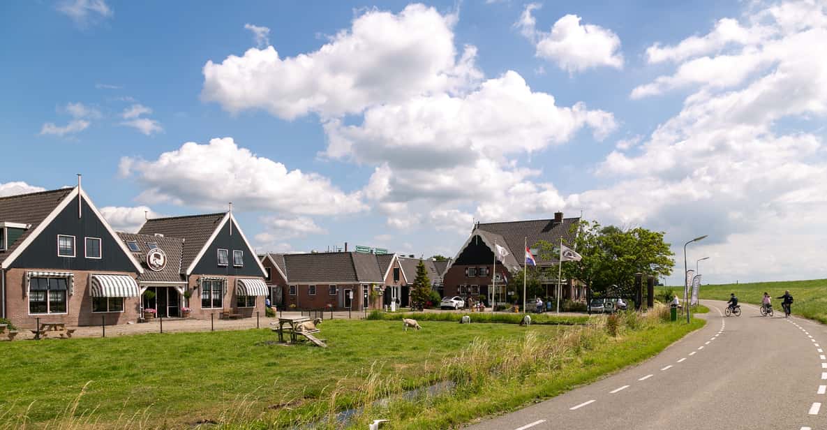 Afbeelding 12 van Amsterdam: E-biketour langs windmolens, kaas en het platteland