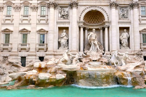 Roma: tour guiado de la Fontana di Trevi y su subsuelo