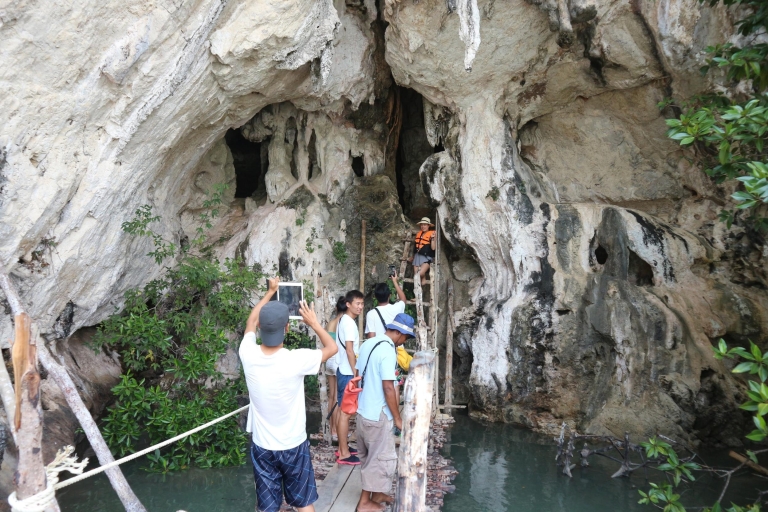 Krabi: excursion en kayak dans les grottes marines avec le village de Nai Nang et le déjeunerPrise en charge à l'hôtel à Klong Muang et Tubkaek Beach