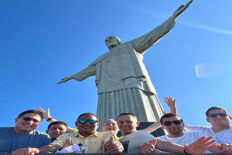 Sunrise Rio Tour: Christ the Redeemer + Mirante Dona Marta + Selarón
