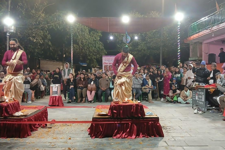 Pokhara: Aarati Ceremony at Tal Barahi Temple with Guide