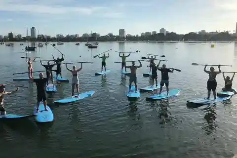 St Kilda: Group Lesson for Stand-Up Paddleboarding