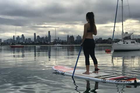 St Kilda: Group Lesson for Stand-Up Paddleboarding