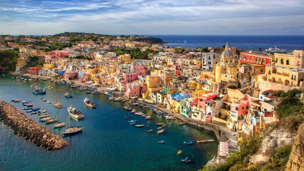 Ischia: Procida Meer & Land für 6 Personen: Boots- und Taxitour