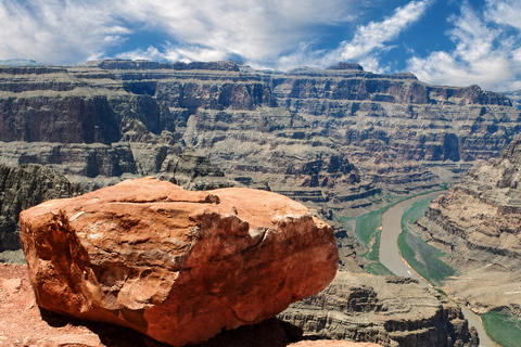 From Las Vegas: Grand Canyon West Rim Day Trip with Skywalk