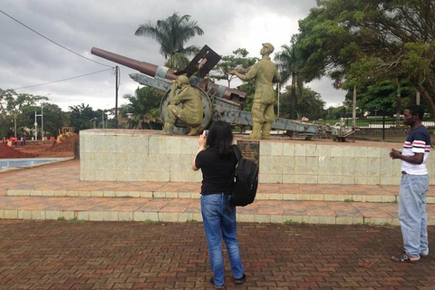 Entebbe: passeio a pé guiadoEntebbe: passeio a pé guiado - padrão (sem jardins/zoológico)