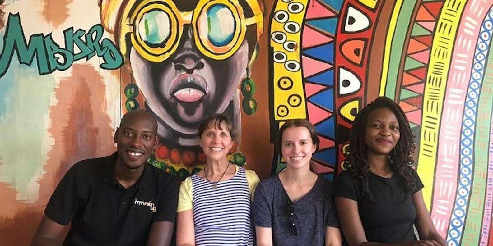 엔테베: 가이드 도보 투어 | GetYourGuide, image size:1585x792