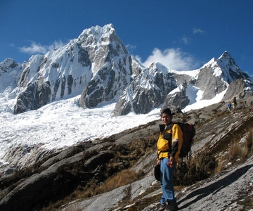 Huaraz: Excursión guiada de 4 días a Santa Cruz Trek