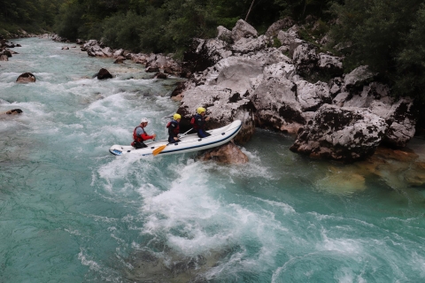 Bovec: experiencia privada de rafting en el río Soča para parejas