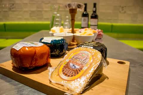 Amsterdam: Food Walking Tour
