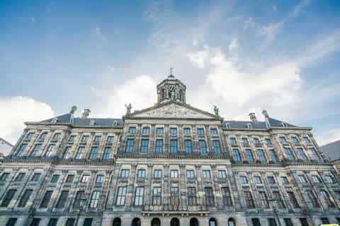 Amsterdam: Private Anne Frank and World War II Walking Tour