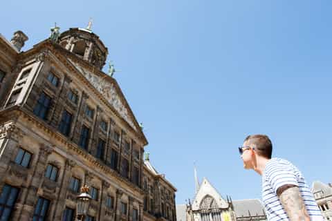 Amsterdam: Private Walking Tour with a Local