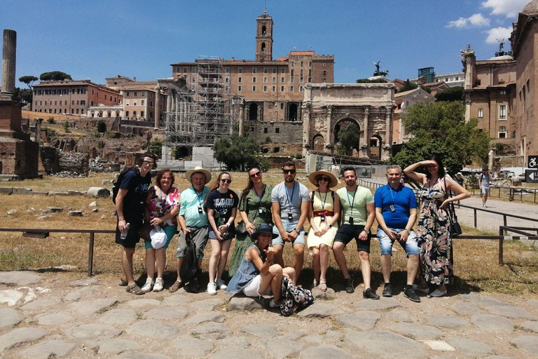 Rome: Colosseum, Underground, Roman Forum, & Palatine Tour Private Underground Tour with the Forum and Palatine hill