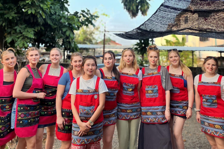 Chiang Mai : Cours de cuisine, visite du marché et du jardin d'herbes thaïlandaises