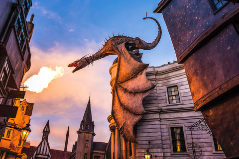 Orlando: Universal Studios 2-Park 1-Day VIP Experience Ticket