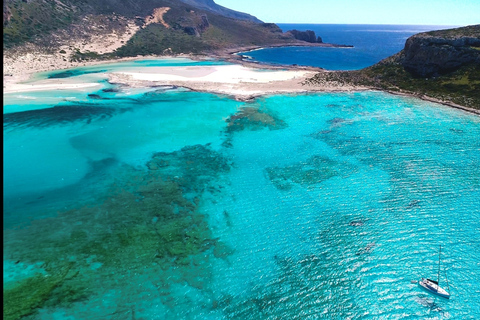 Desde Kissamos: crucero privado de Balos y Gramvousa con almuerzo