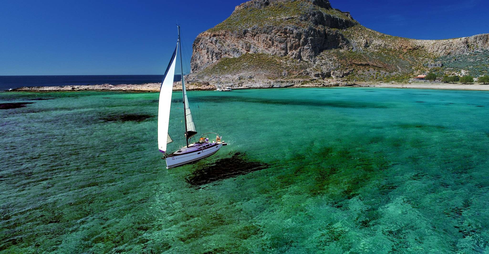 来自Kissamos, Balos Grampouusa 乘游游与午餐 - Hizvo