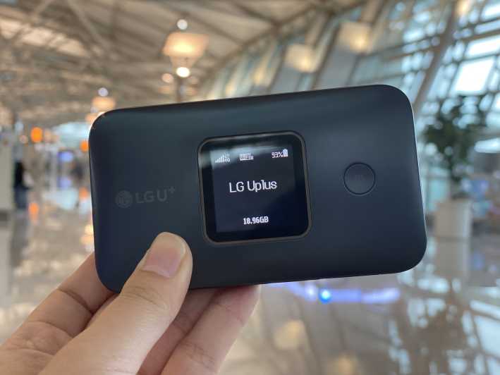 Gimpo Airport: Unlimited 4G Portable Pocket Wi-Fi Rental