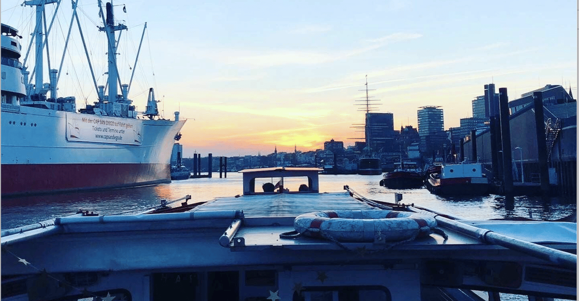 Hamburg: Harbor Cruise with Wine and Cheese