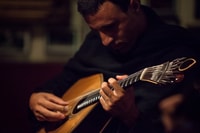 Coimbra, live fado -show met glas Port Wine - Housity