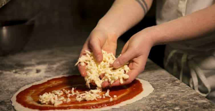 2024 Make Your Own Pizza in Rome - Pizza Making with a local Chef