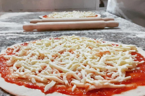 Rome: Make Your Own Pizza Cooking Class & Dinner