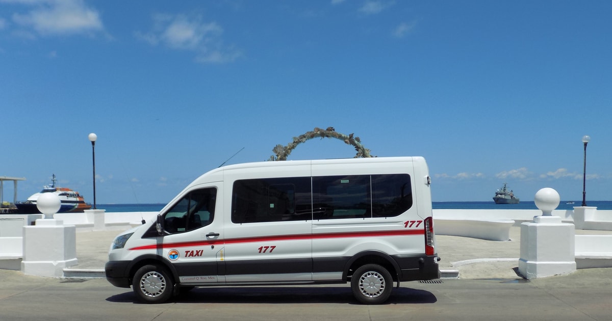 Cozumel: Transporte privado de ida y vuelta al aeropuerto | GetYourGuide