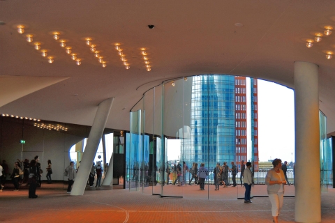 Hamburg: Elbphilharmonie Plaza, Highlights & Surroundings