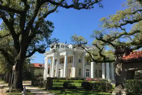 New Orleans: Traditionelle Stadtführung und Estate Tour
