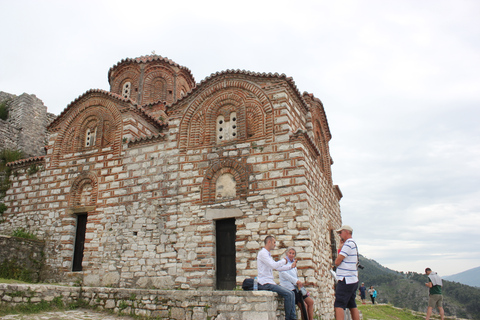 Visite guidée de Berat avec des guides expertsOption standard