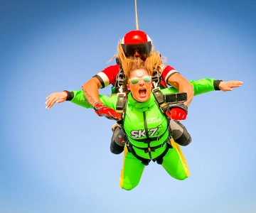 Algarve: Tandem parachutespringen op 15.000 tot 10.000 voet