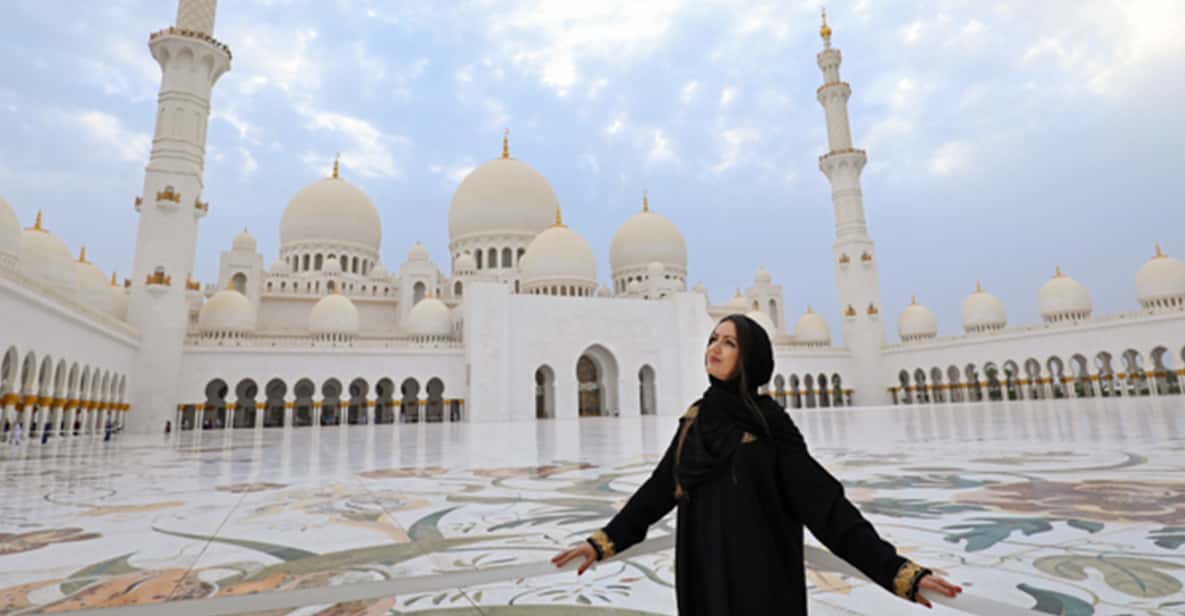 Ab Dubai: Halbtagestour zur Scheich-Zayid-Moschee