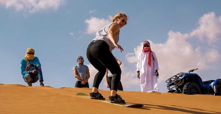 Dubai: quadsafari in woestijn, kameelrit, sandboarding & BBQ