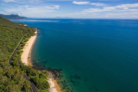 Cairns: Shared Airport Transfer to/from City and Beaches Cairns Airport to Palm Cove