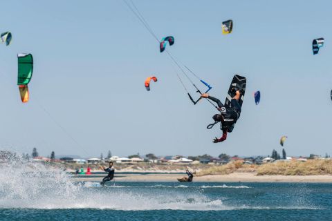 Perth: lezione privata intermedia di kitesurf