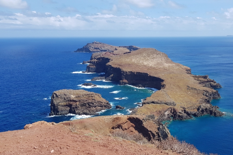 Uitzicht op de vuurtoren: boottocht Ponta de São LourençoVuurtoren Uitzicht 2