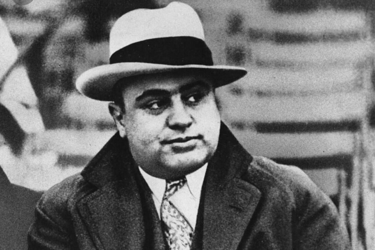 Chicago: Private 3-Hour Al Capone Gangster Tour