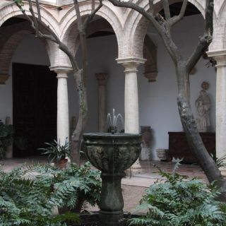Córdoba: Viana Palace Gardens and Patios Entry Ticket